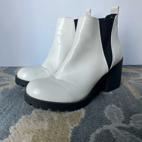 Dirty Laundry Women's Lisbon Ankle Boot – Oxblood Chelsea Boot With Chunky Block Heel & Lug Sole - View #8